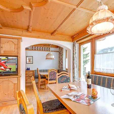 Sahra Holiday home Tux